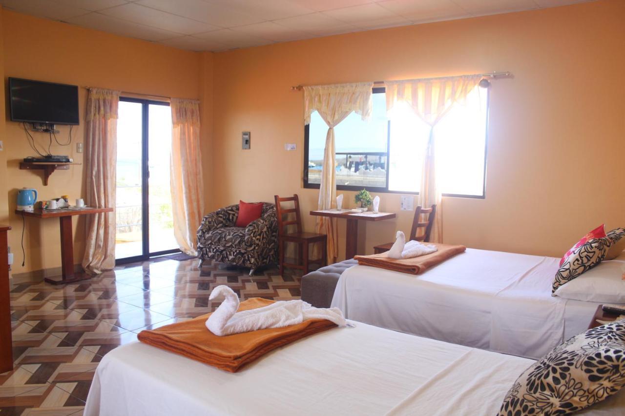 Hostal Romy Puerto Baquerizo Moreno Exterior foto